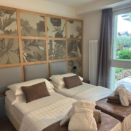 Residence Villa Dalila - Appartamento Dalila Riva del Garda Buitenkant foto