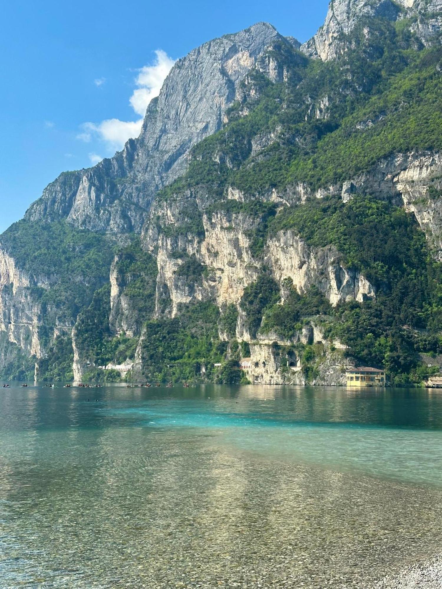 Residence Villa Dalila - Appartamento Dalila Riva del Garda Buitenkant foto