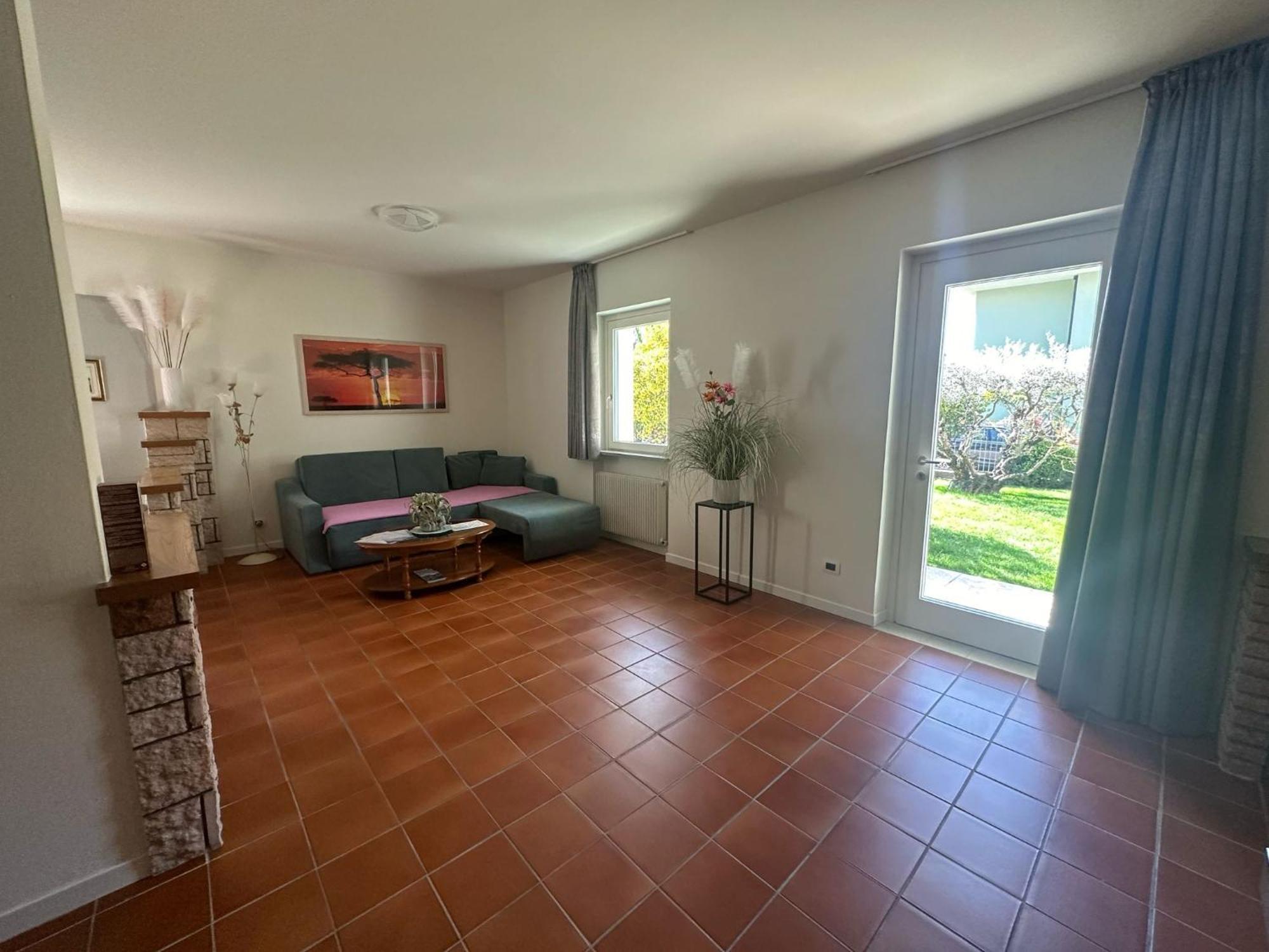 Residence Villa Dalila - Appartamento Dalila Riva del Garda Buitenkant foto